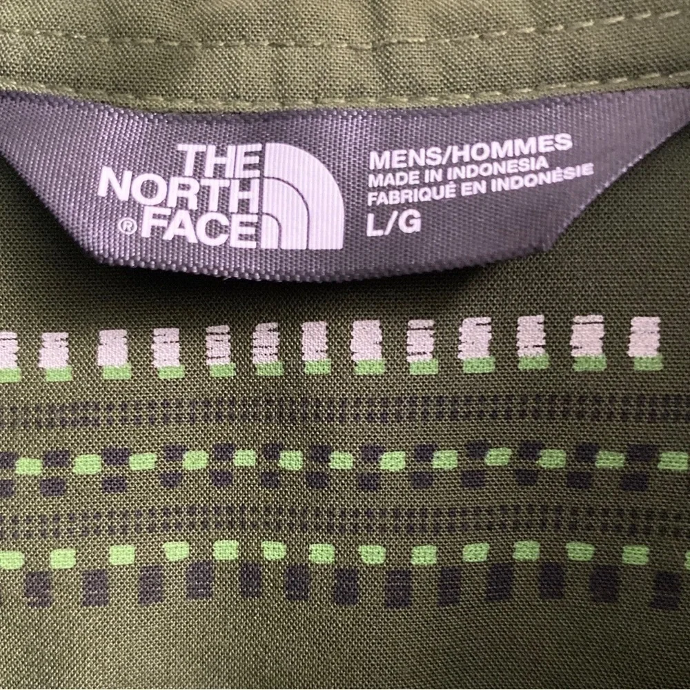 The North Face Men’s Earth Moss Green Long Sleeve Button Down Shirt Large